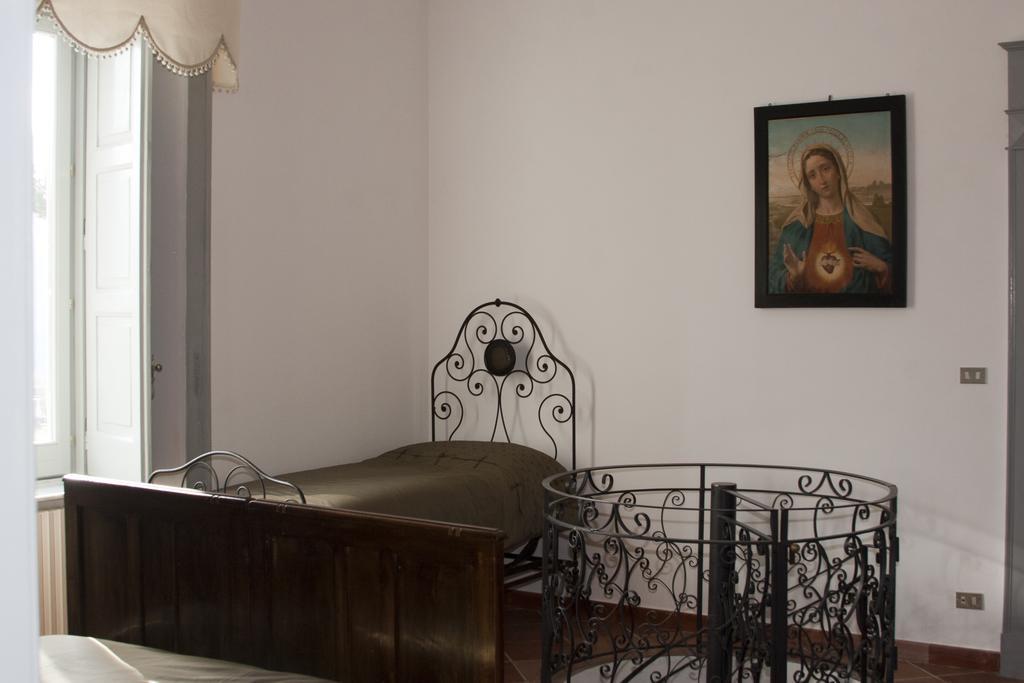 Villa Palazzo D'Orsi Calvanico Habitación foto